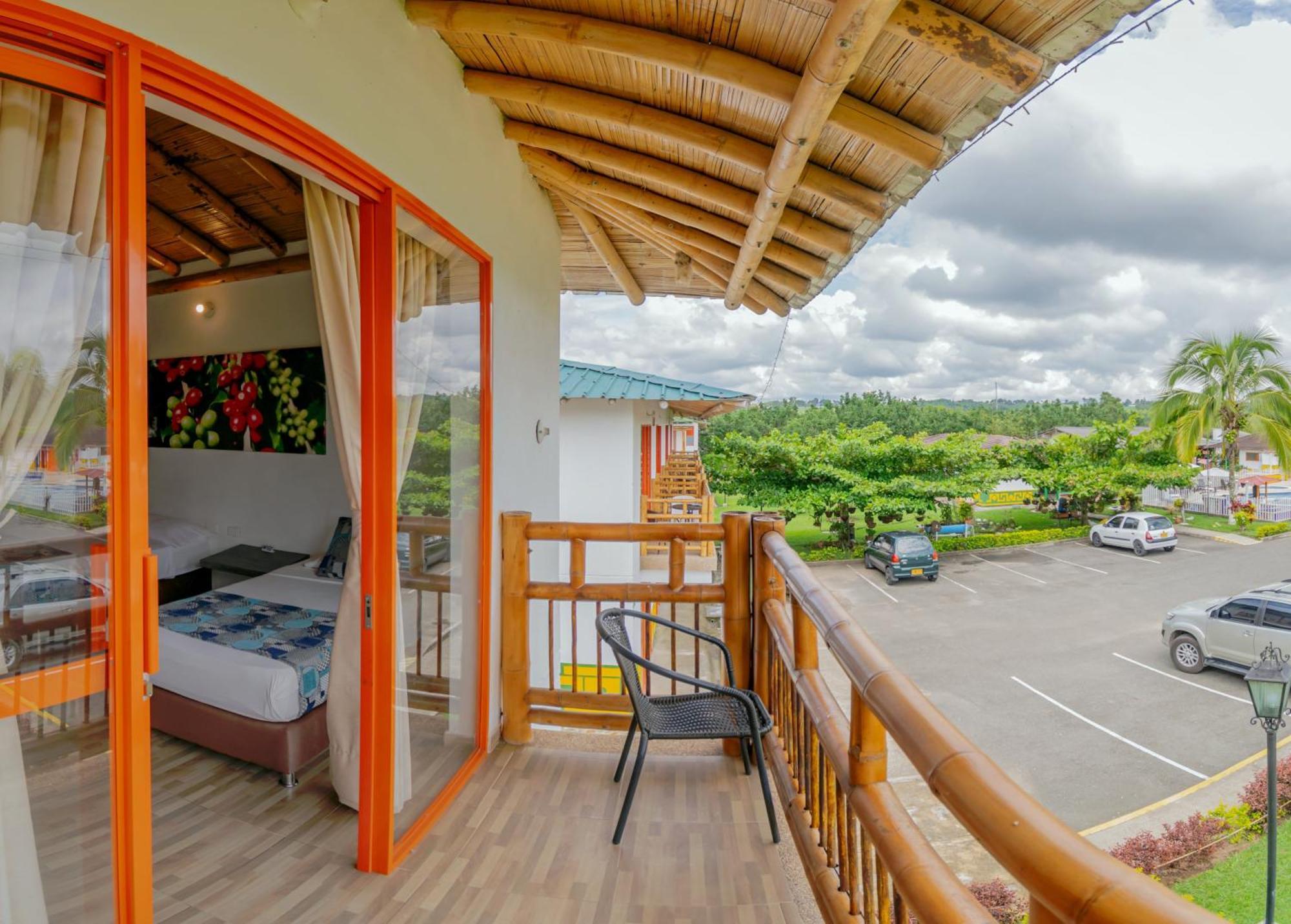 Hotel Campestre La Aldea Монтенегро Екстер'єр фото