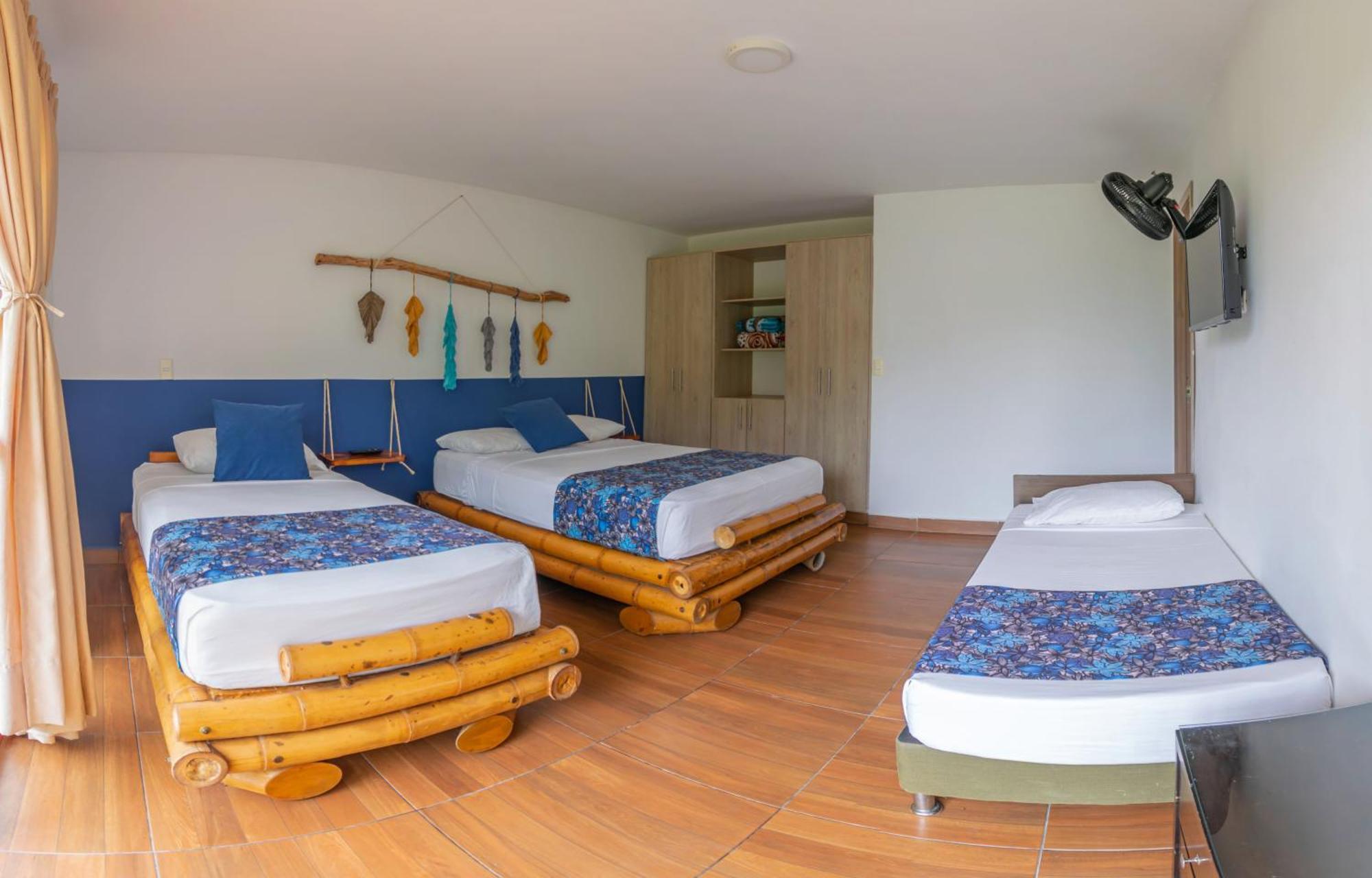 Hotel Campestre La Aldea Монтенегро Екстер'єр фото