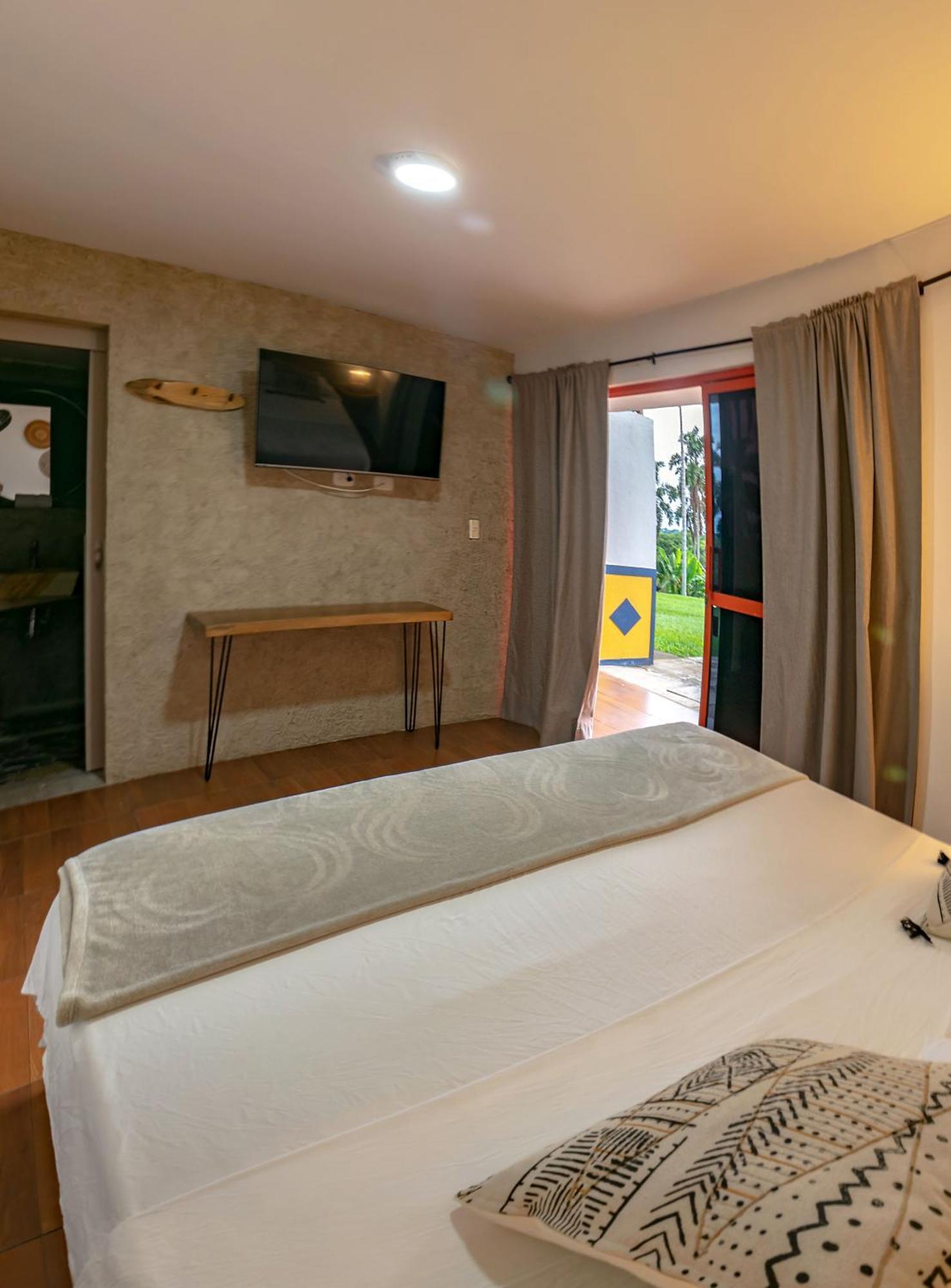 Hotel Campestre La Aldea Монтенегро Екстер'єр фото